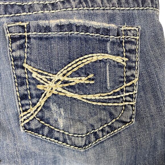 SILVER JEANS Tuesday CAPRI Sz 25 Actual Waist 28 Distressed Embroidered Pockets - Picture 9 of 11